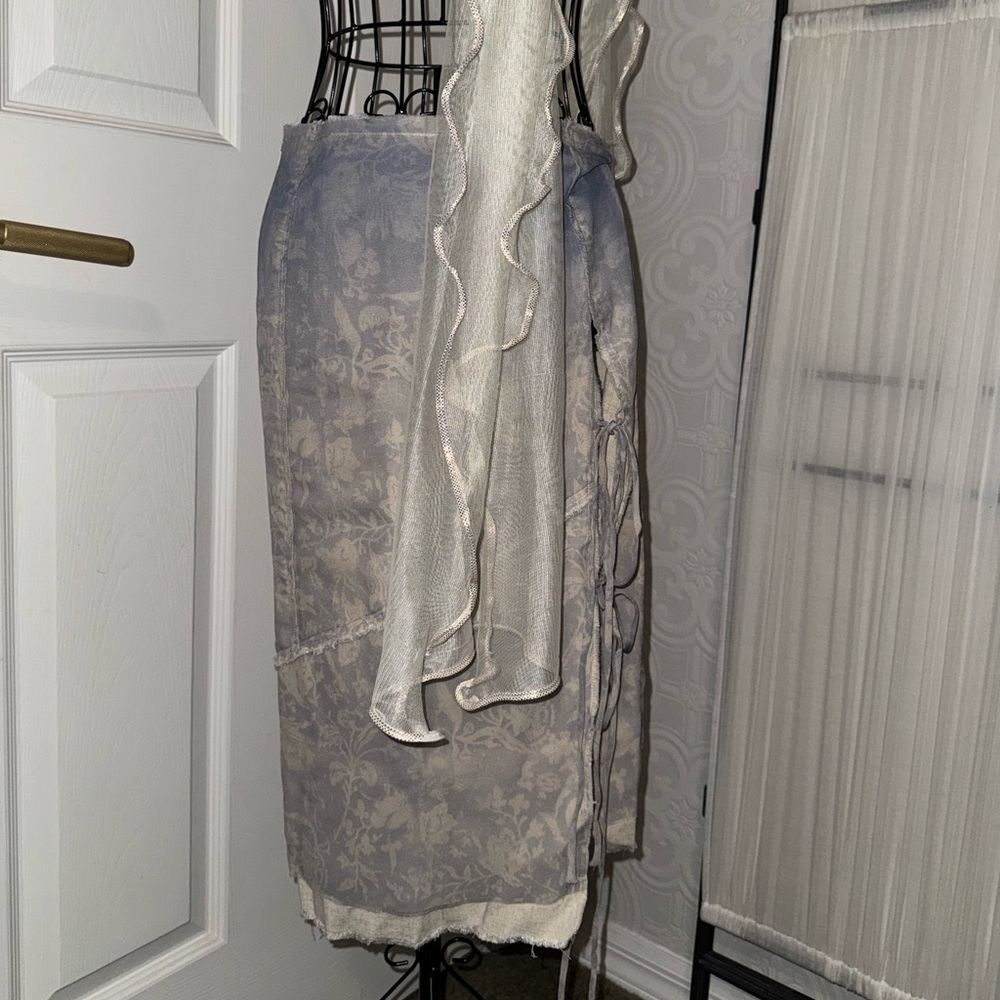 Whimsical midi light silk skirt